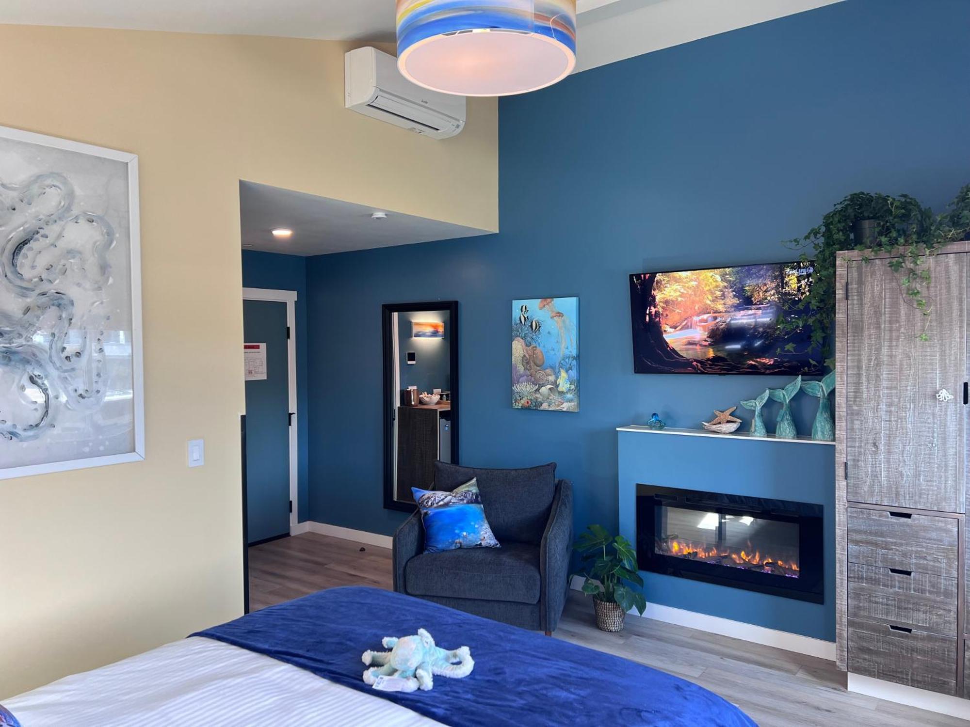 Harborwalk Hotel